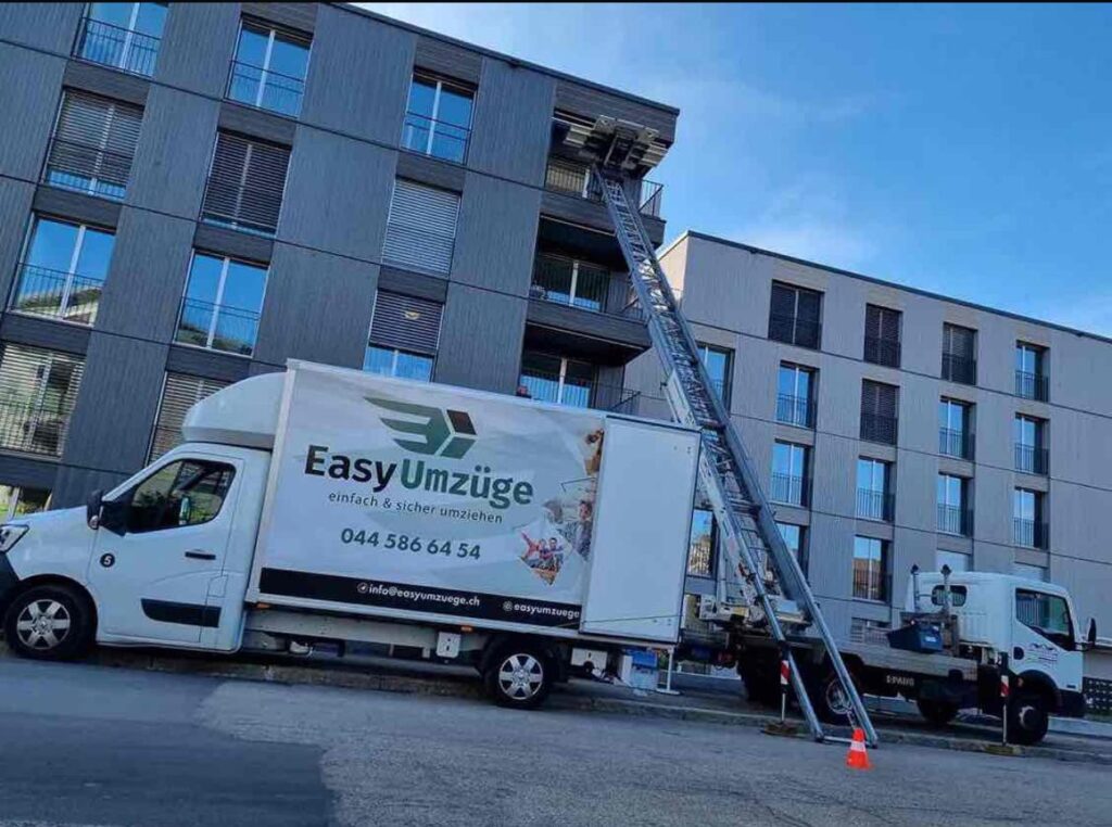Möbellift für Ihren Umzug mieten - 5 Tipps 1 Möbellift umzug Möbel Aufzug